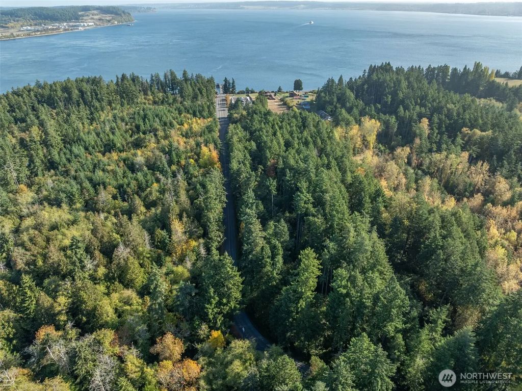 1 Yoman Rd, Anderson Island