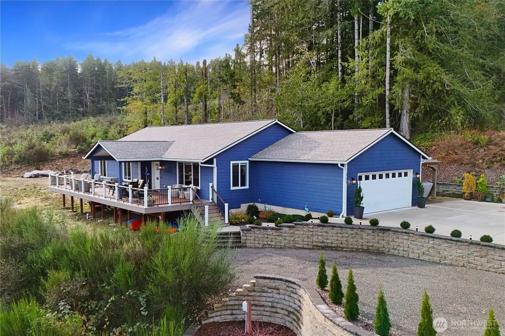 161 N Harvey Terrace Drive, Shelton