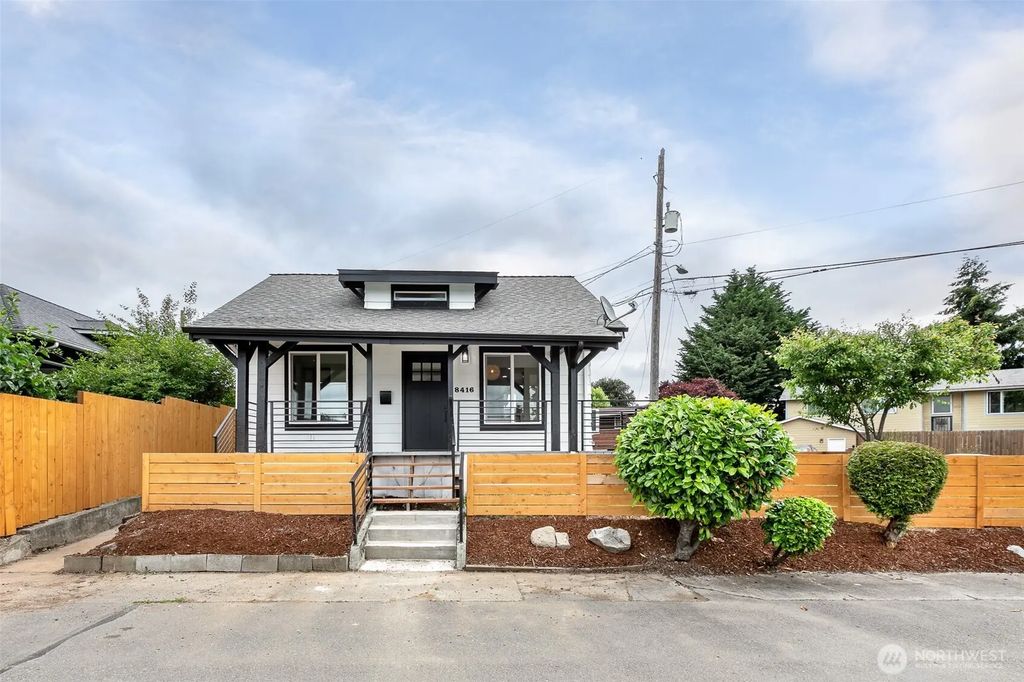 8416 Duncan Avenue S, Seattle