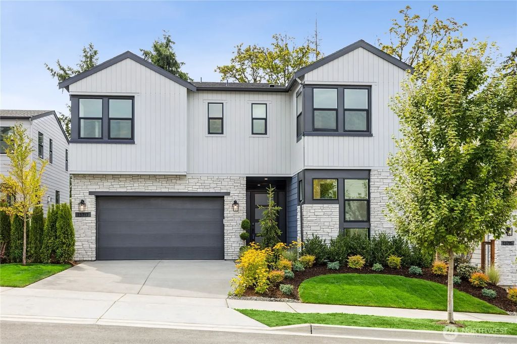 13717 Se 85th Street, Newcastle