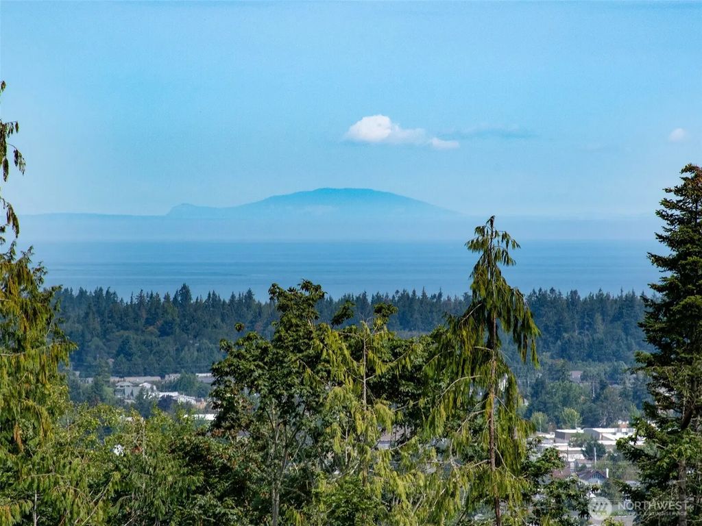 319 W Reservoir Road, Sequim