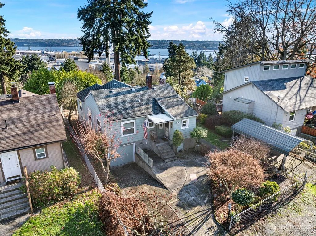 410 S Charleston Avenue, Bremerton