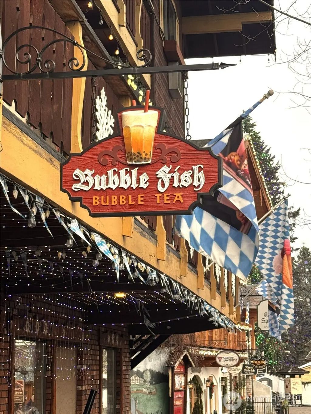 703 Hwy 2 A,b,c, Leavenworth