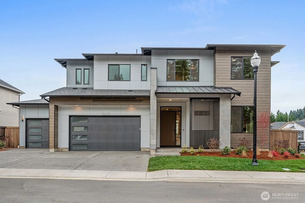 1204 Nw 150th Street, Vancouver