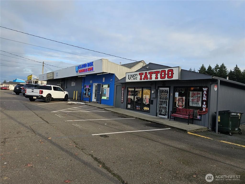 15101 Union Avenue Sw, Lakewood