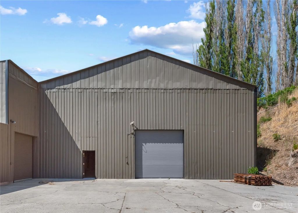 1260 Lower Sunnyslope Road, Wenatchee