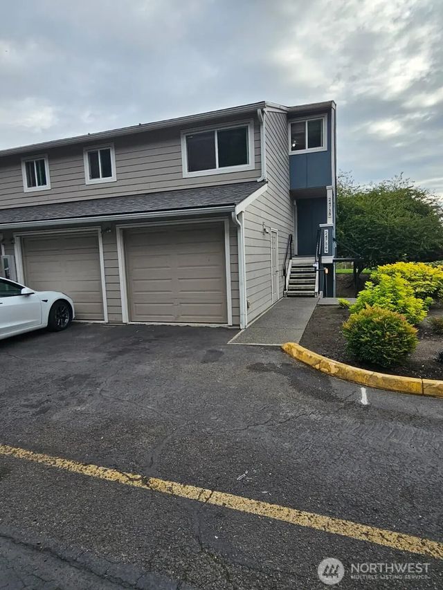 24758 45th Place S, Kent