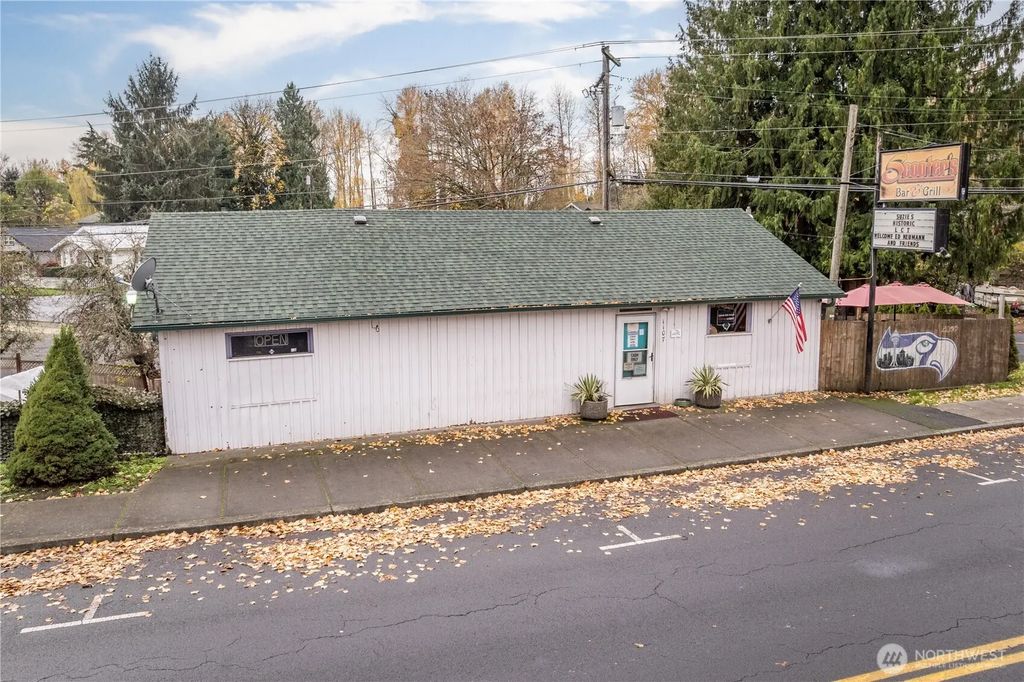 1107 N Pacific Avenue, Kelso