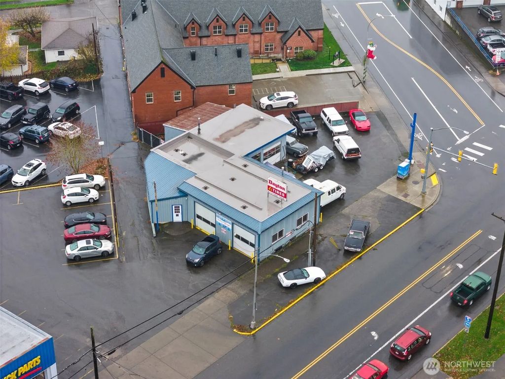 13 S Market Boulevard, Chehalis