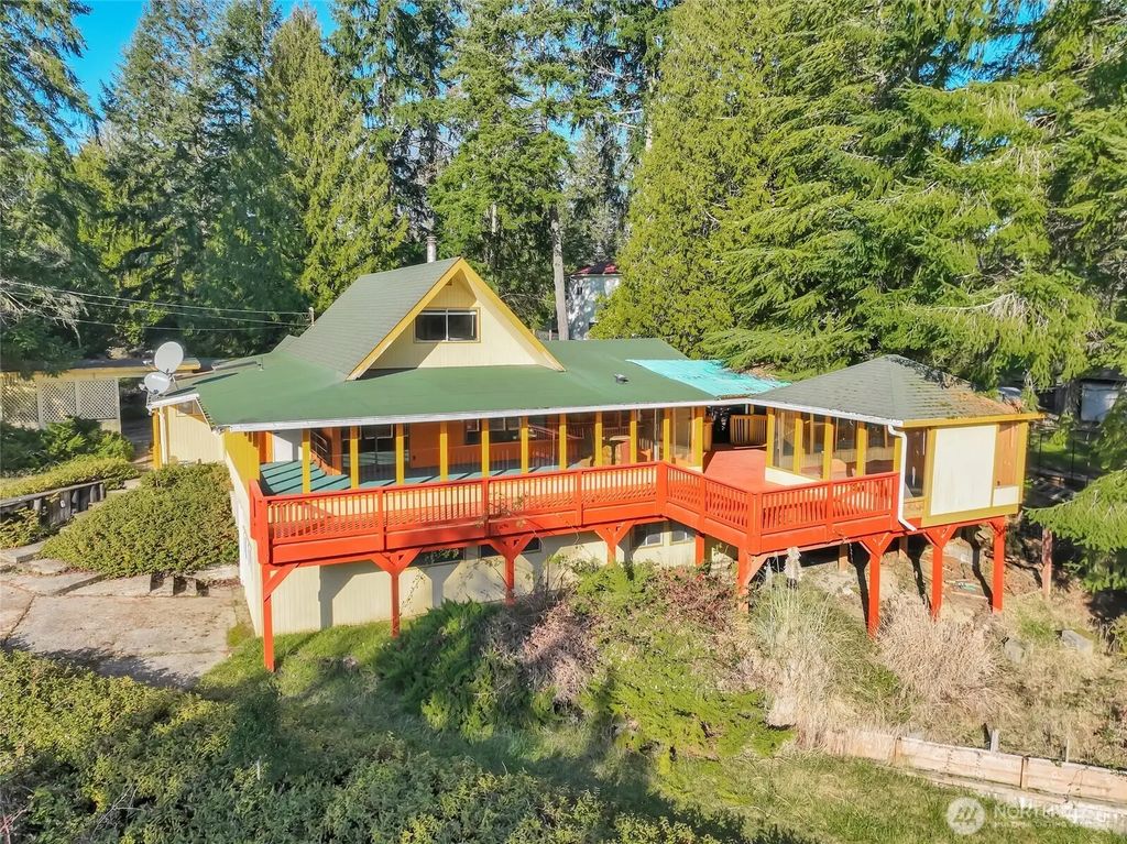22115 Maple Drive Nw, Lakebay