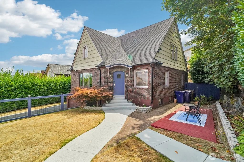 2624 N 30th Street, Tacoma