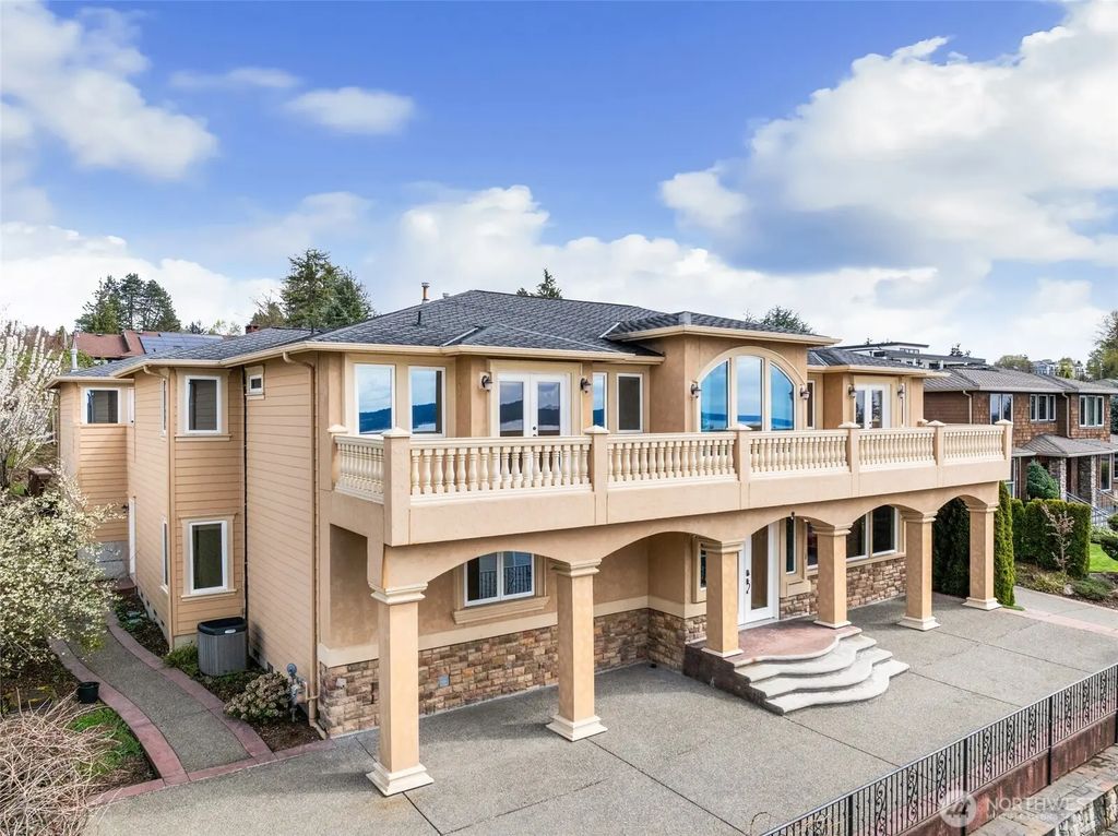 7613 N 10th Street, Tacoma