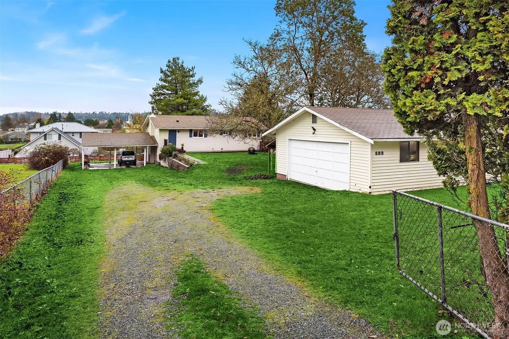 609 Nw Broadway Street, Coupeville