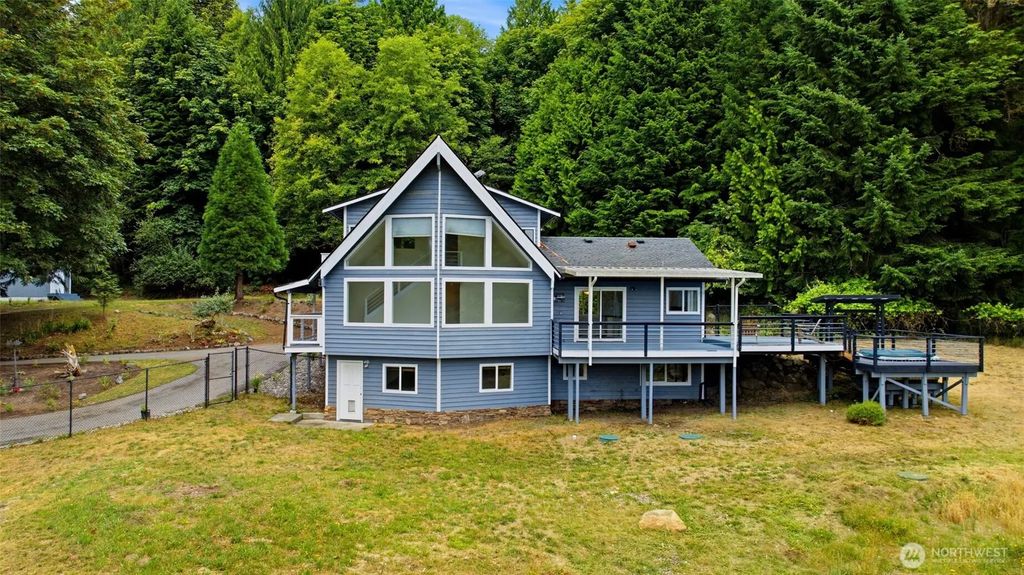 200 N Schaufler Lane, Lilliwaup