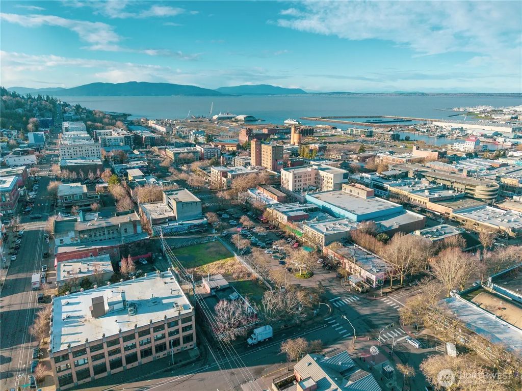 1310 Railroad Avenue, Bellingham