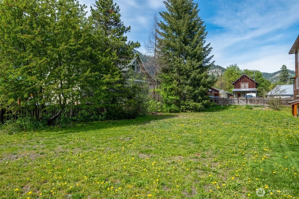 1 Park, Leavenworth