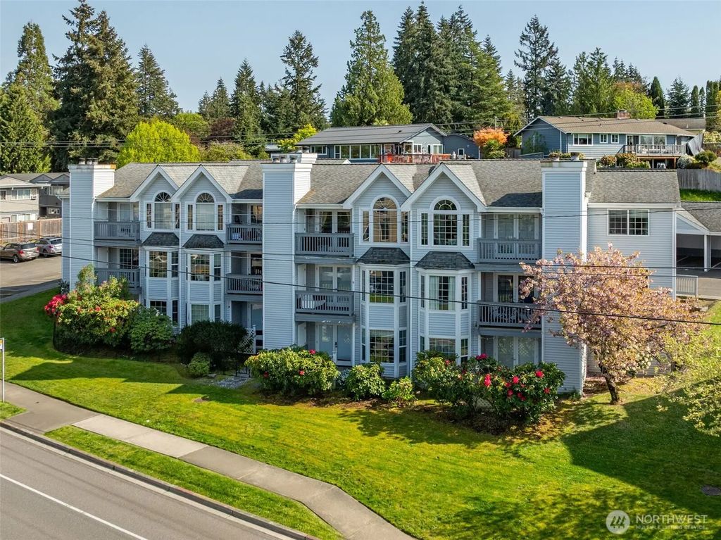 12025 Se 60th Street B, Bellevue