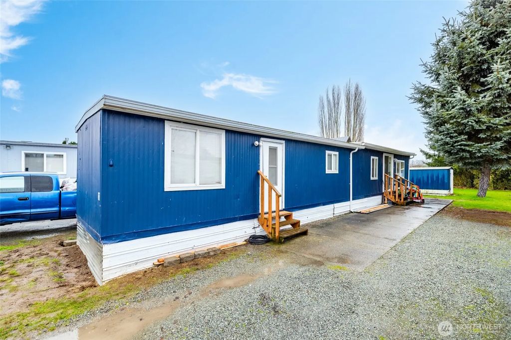 20420 Lafayette Road 11, Burlington