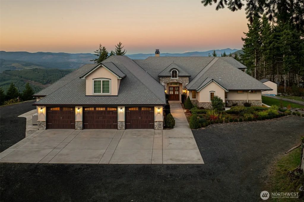 421 Woodland Heights Road, Woodland