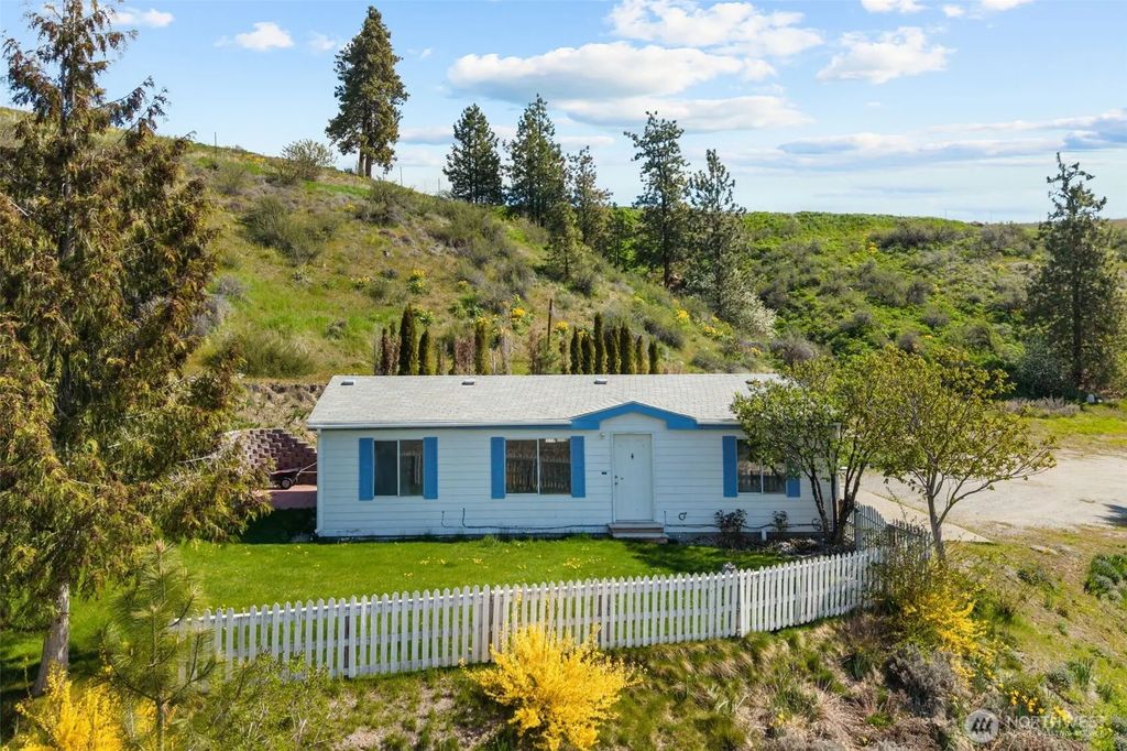 55 Swanson Gulch Road, Manson