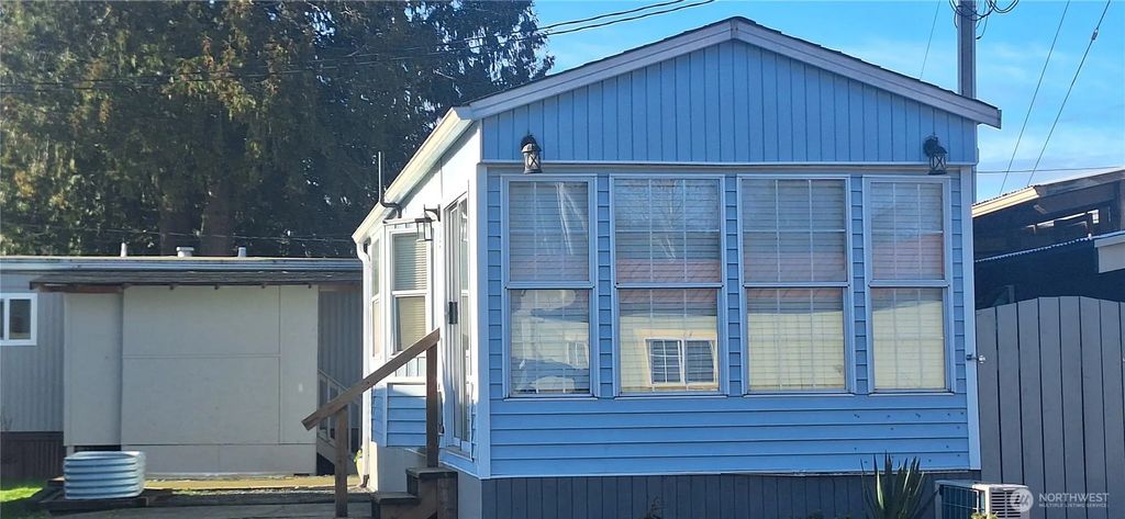 2400 Donovan Avenue 16, Bellingham