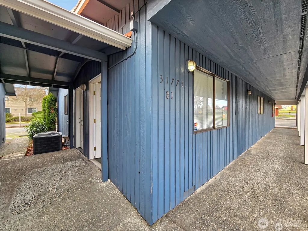 31775 Sr 20 B1, Oak Harbor