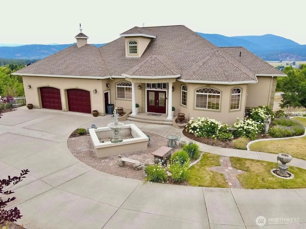 1650 Fairway Loop, Colville