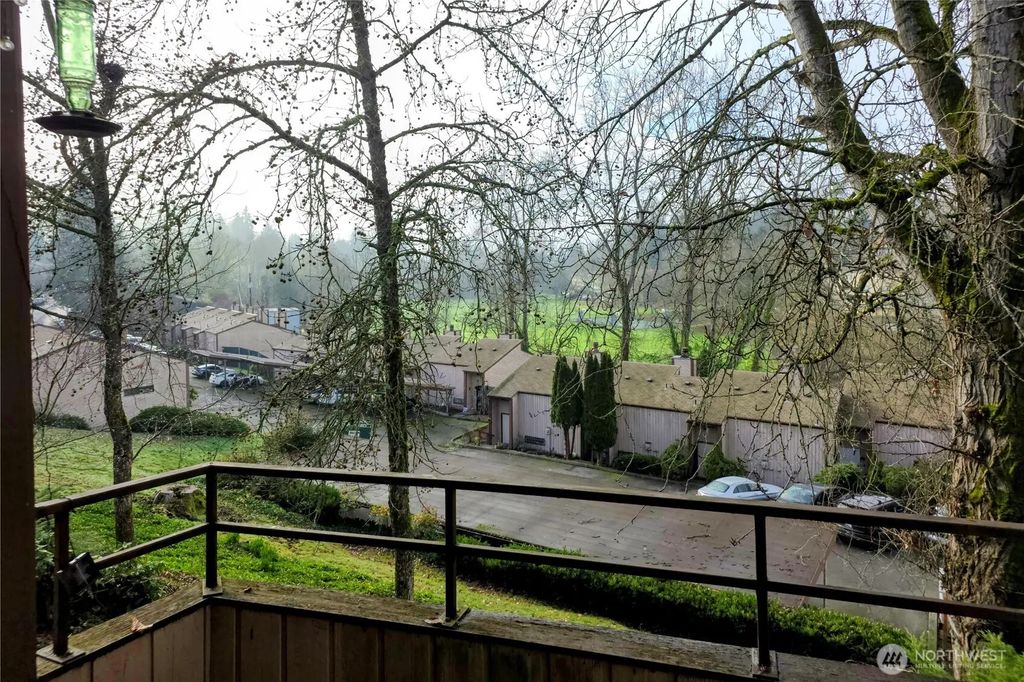 12421 74th Lane 18, Seattle