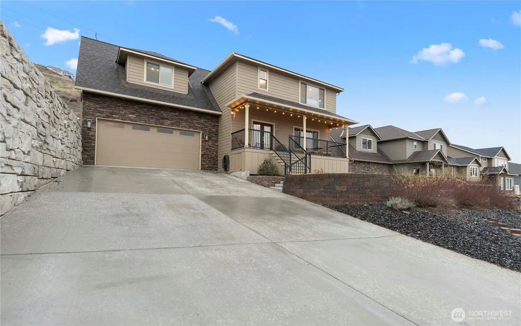 2627 Catalina Avenue, East Wenatchee