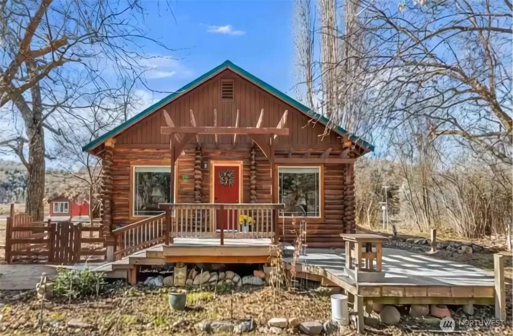 75 Purtteman Gulch Road, Chelan