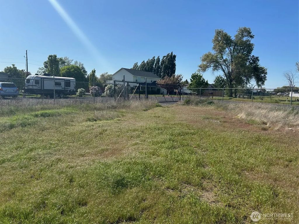 7895 Brunch Road Ne, Moses Lake