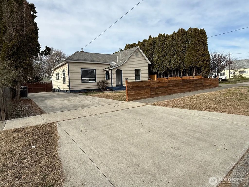 321 E Oak Street, Walla Walla