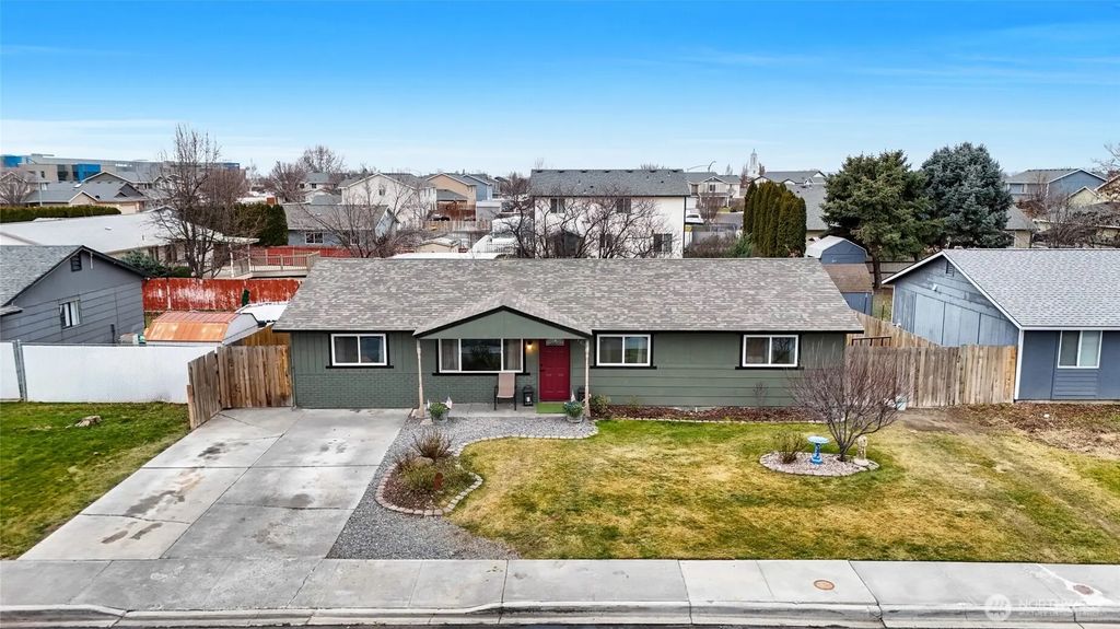 1692 S Wallace Street, Moses Lake