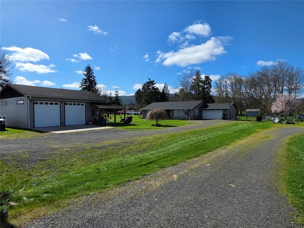1294 Boistfort Road, Curtis