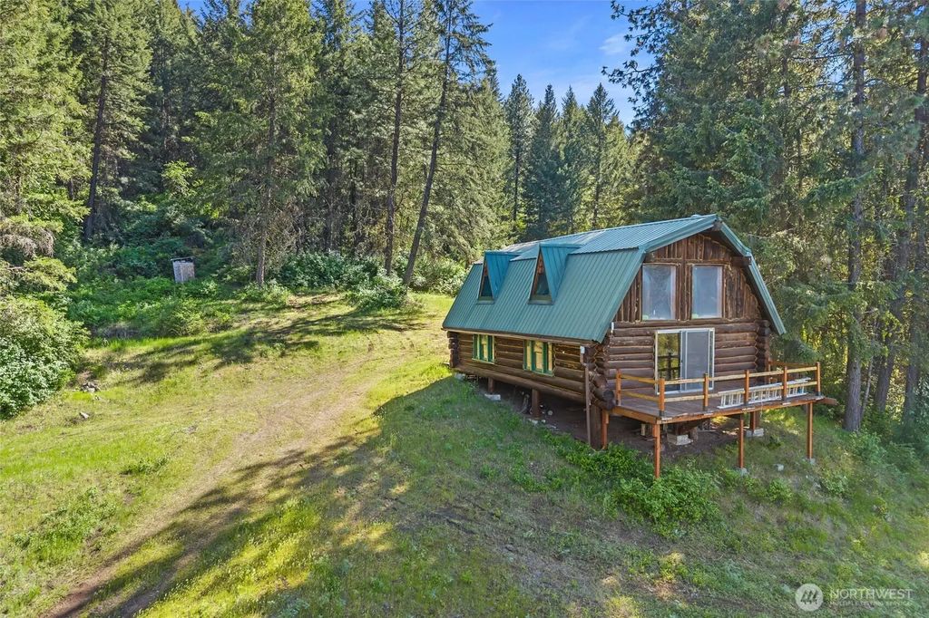 4100 Bissel Road, Hunters