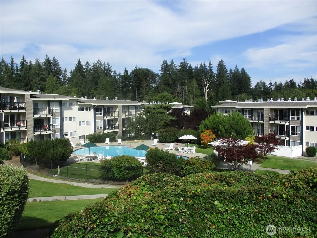 12631 Ne 9th Place C305, Bellevue