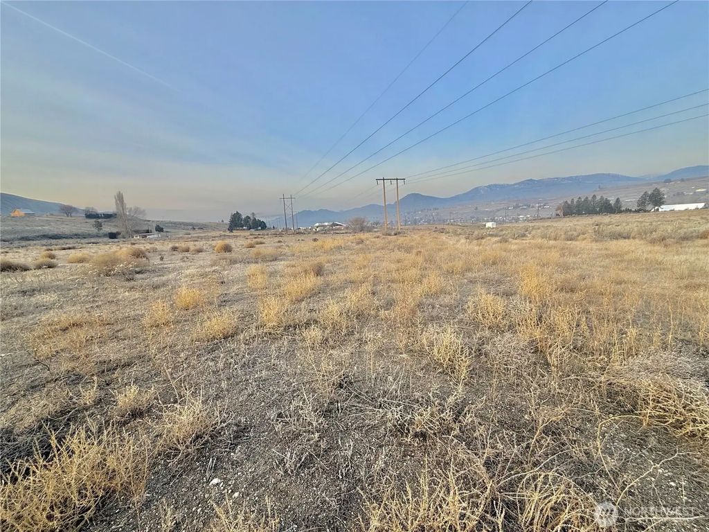 9 Rumbolz Lane, Okanogan
