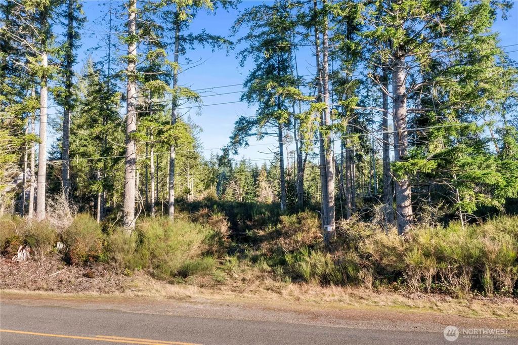 E Harstine Island Road S, Shelton