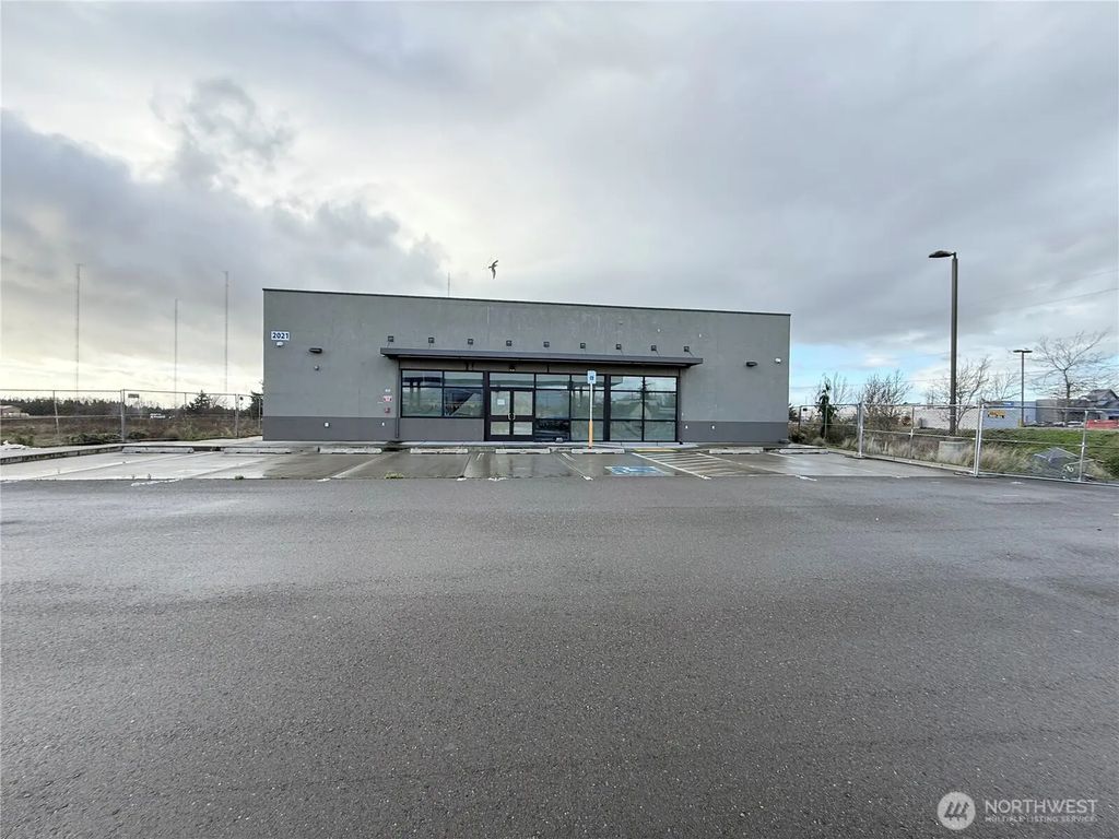 2021 Freeway Drive, Mount Vernon