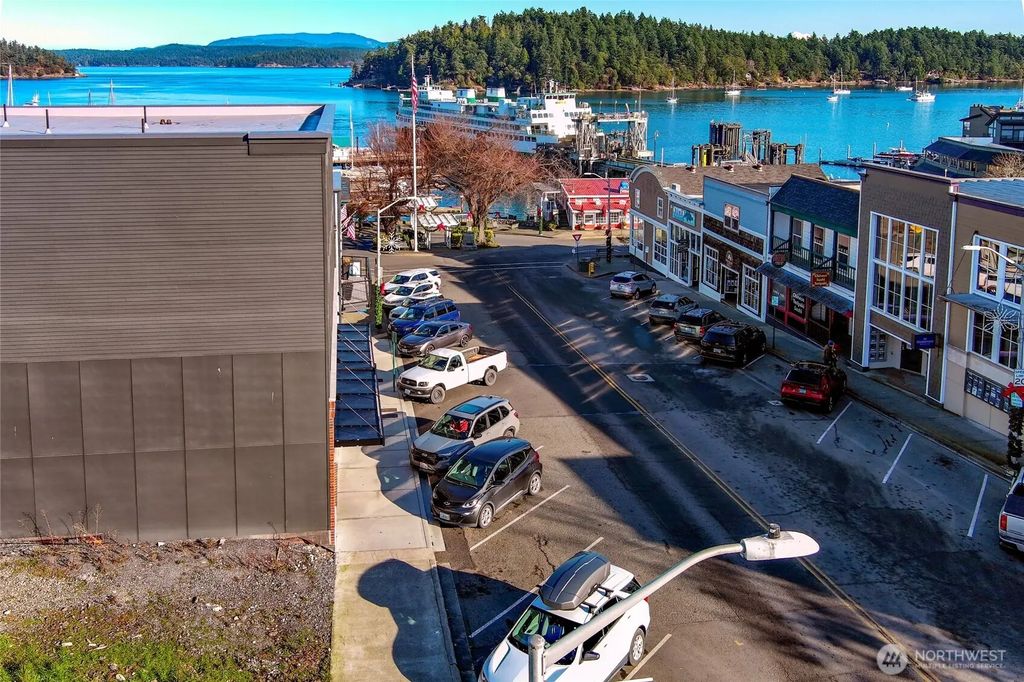 80 First Street S, Friday Harbor