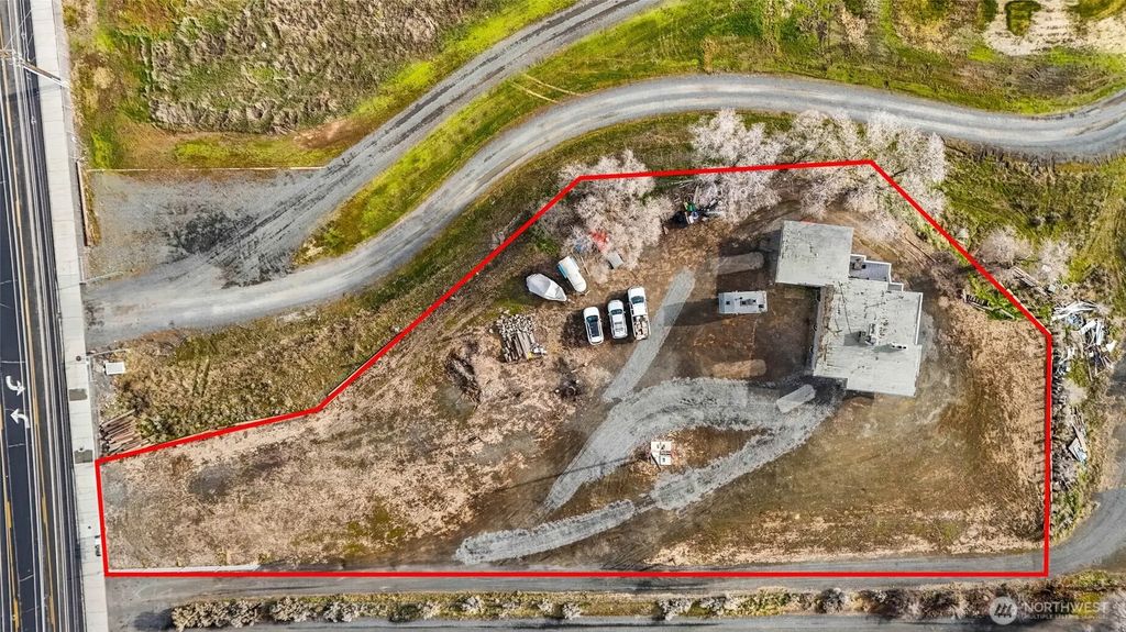 8061 Ne Valley Road, Moses Lake