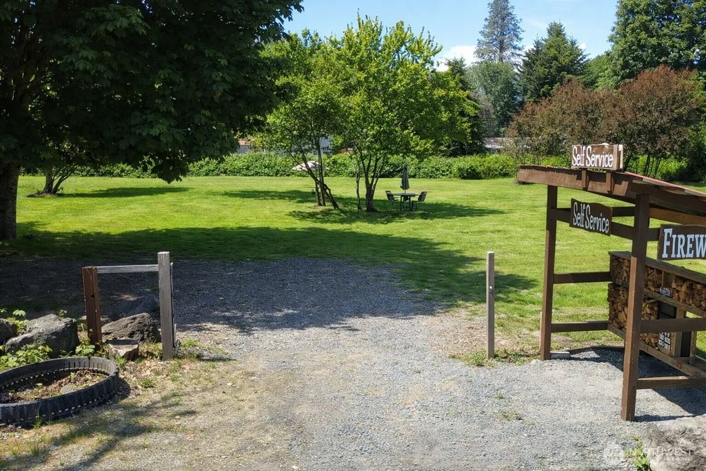 306558 Highway 101, Brinnon