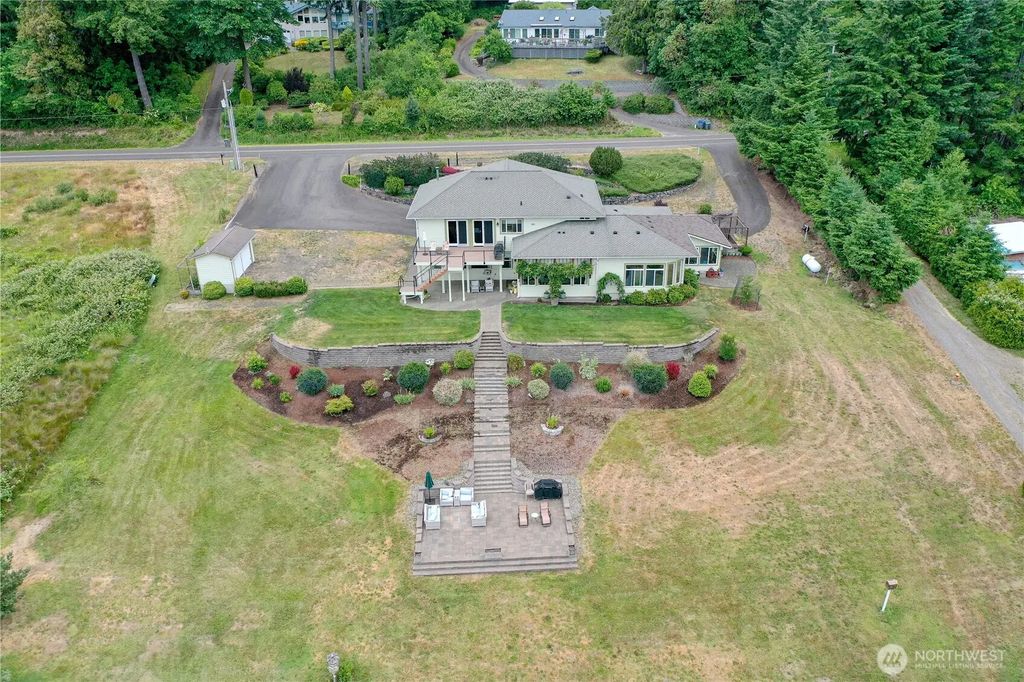 481 E Leeds, Shelton