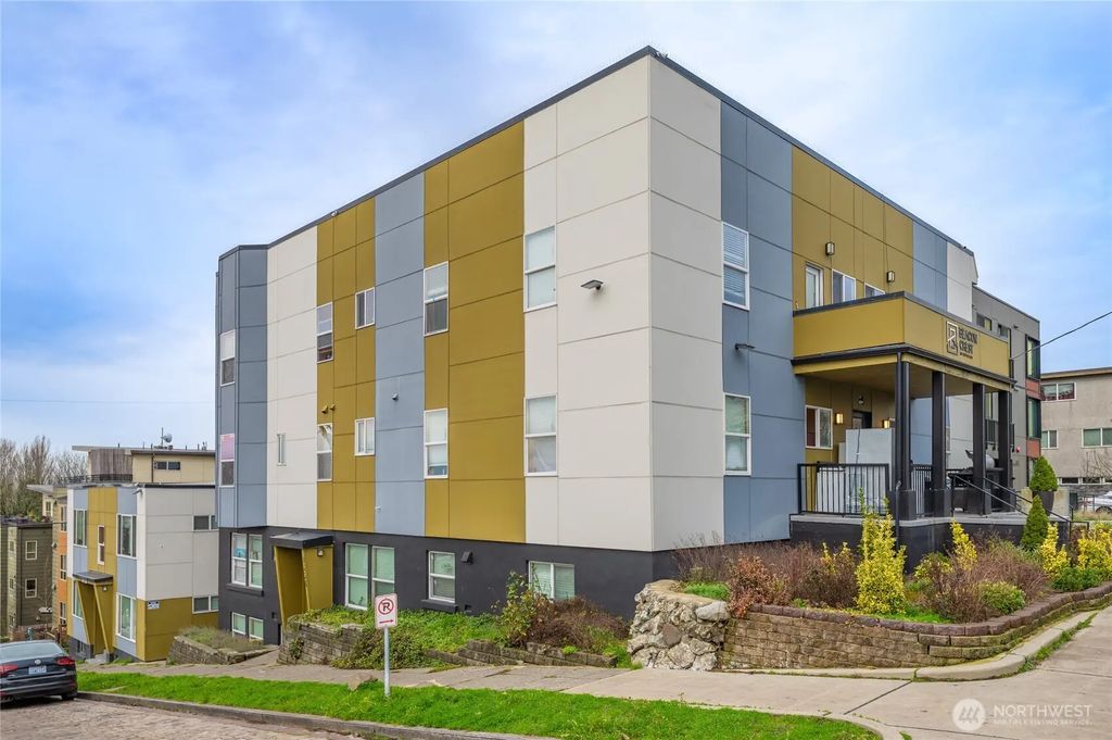 1815 13th Avenue S, Seattle