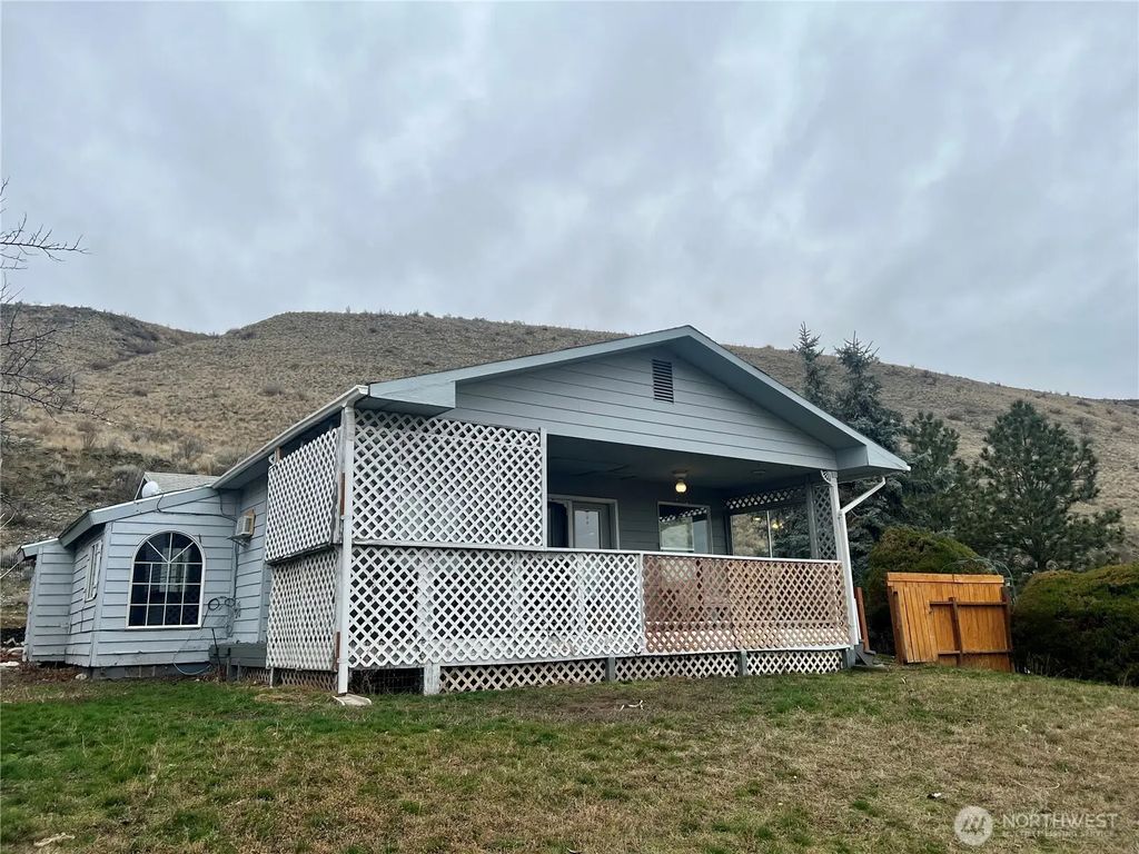 111 Lower Tower Street, Riverside