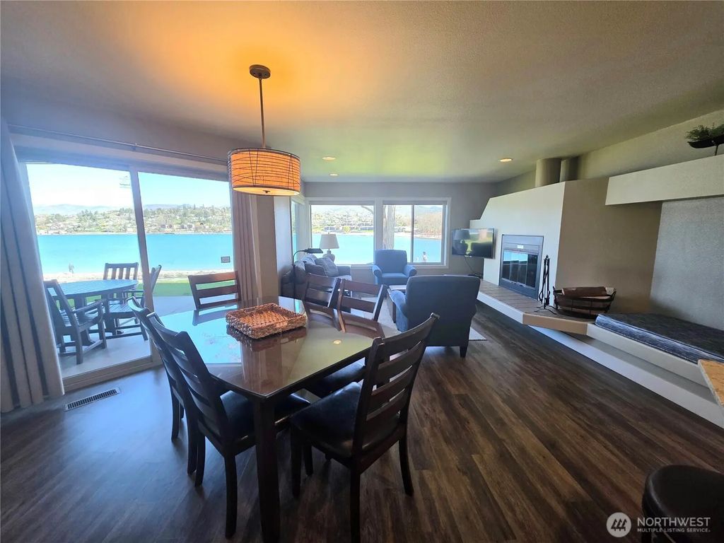 1 Beach 578-b, Manson