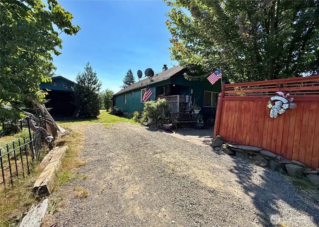 108 Godfrey Road, Mossyrock