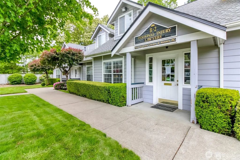 6923 Lakewood Drive W B-2, University Place