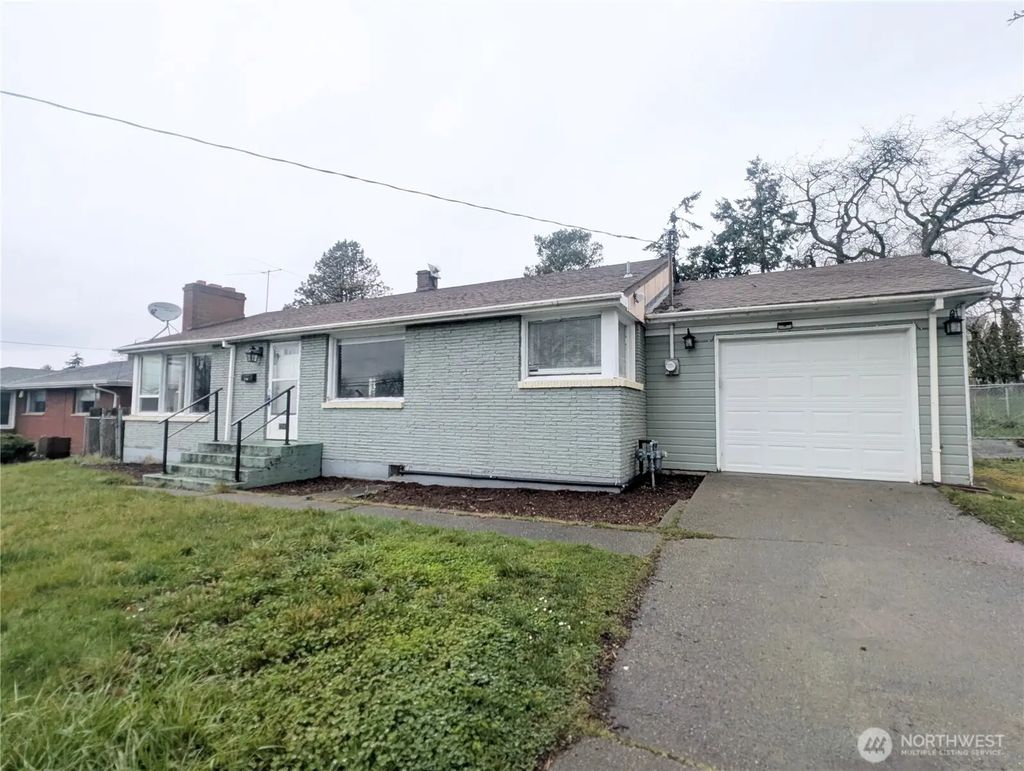 1740 Se 6th Street, Oak Harbor