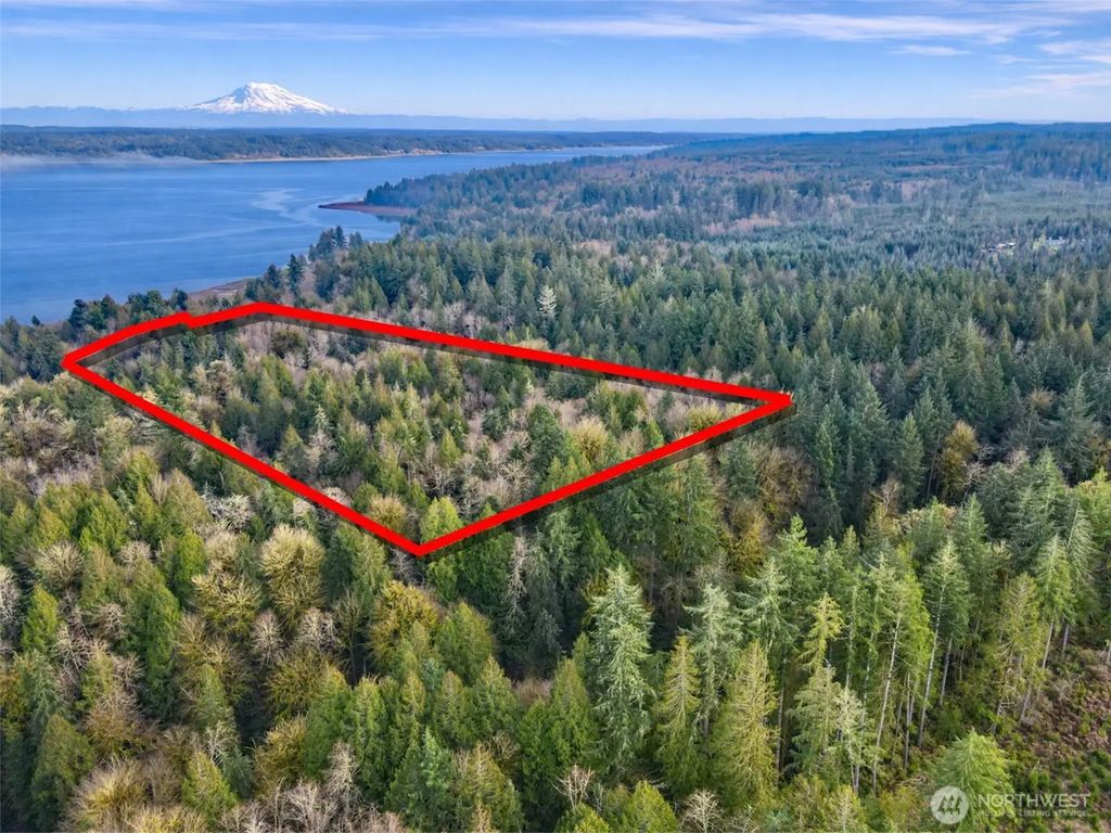 705 E Colonel Wright Road, Shelton